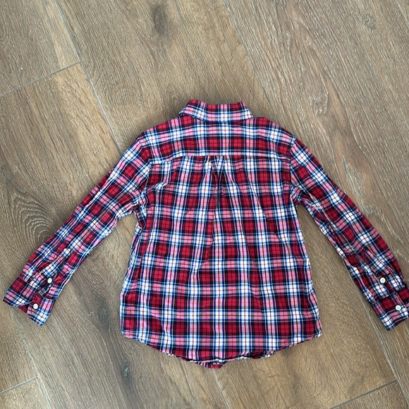 Ralph Lauren boys long sleeve button down shirt. Color red plaid. Size 5. - Picture 3 of 4